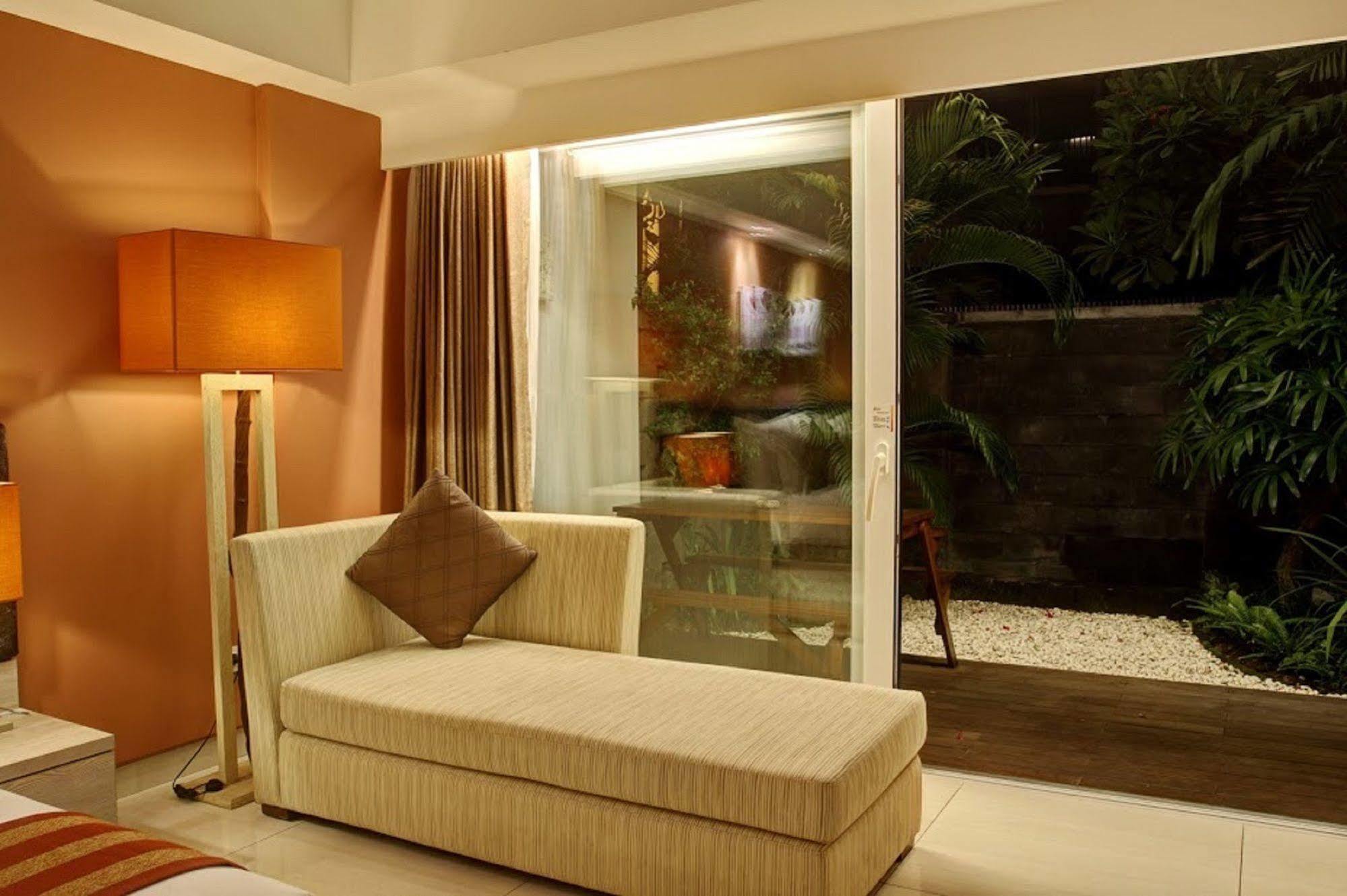 Singkenken Boutique Hotel Seminyak Esterno foto