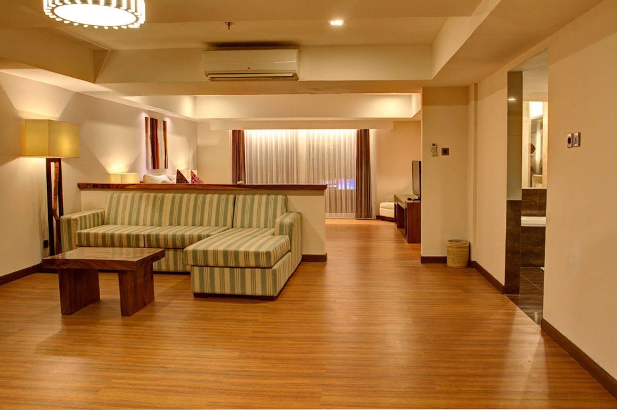 Singkenken Boutique Hotel Seminyak Esterno foto